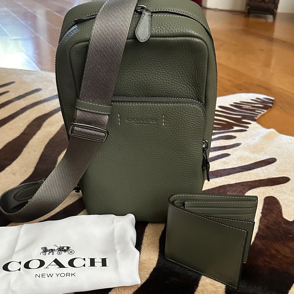 Coach Olive Green Men's 3in1 Wallet - Picture 9 of 9